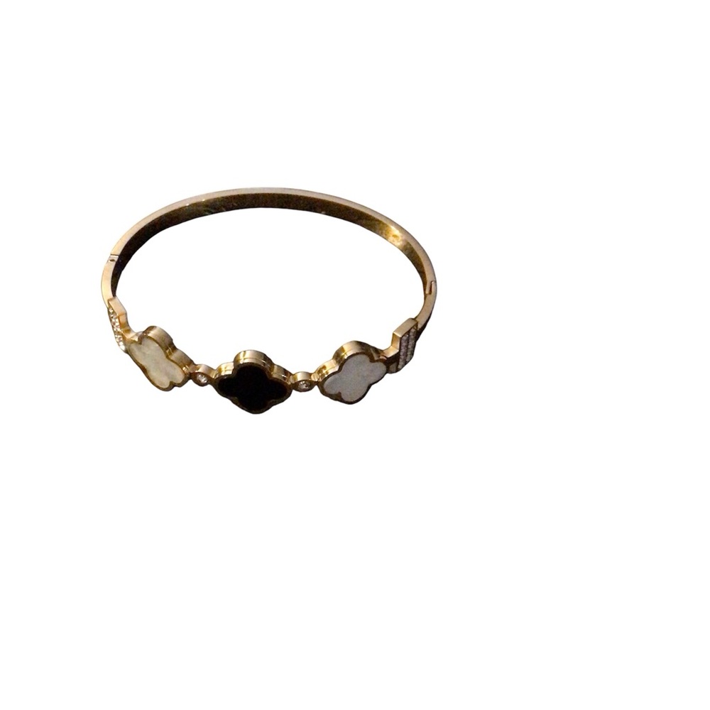 Black and white Four leaf clover gold bracelet new